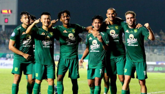 Persebaya Bantai Bali United 5-2: Rivera dan Bruno Moreira Bersinar!