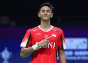 Alwi Farhan Raih Debut Manis di Kejuaraan Dunia BWF 2025.