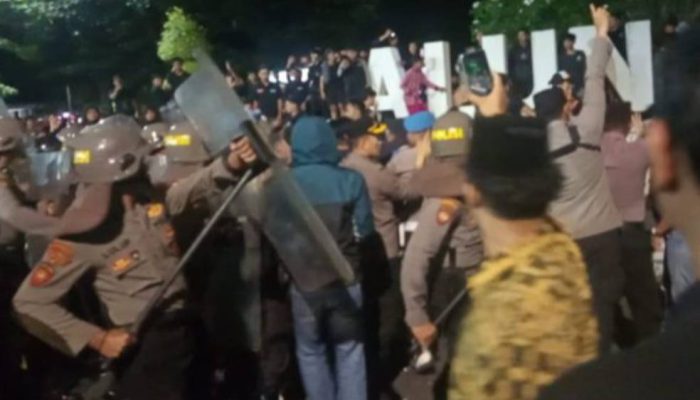 Polisi Amankan Provokator Aksi Solidaritas Ojol Lumajang, Kericuhan Dipicu Penyusup