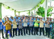 Lamongan Siap Jadi Lumbung Pangan Nasional, Bupati Yuhronur Mulai Tanam Padi Musim Ketiga