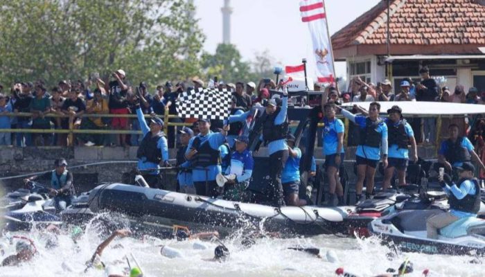 Menpora dan Wakasal Lepas 900 Perenang di Kejuaraan Fin Swimming Piala Kasal 2025
