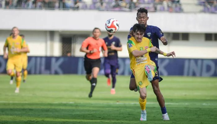 Persebaya Surabaya Raih Kemenangan Perdana di BRI Super League 2025/2026