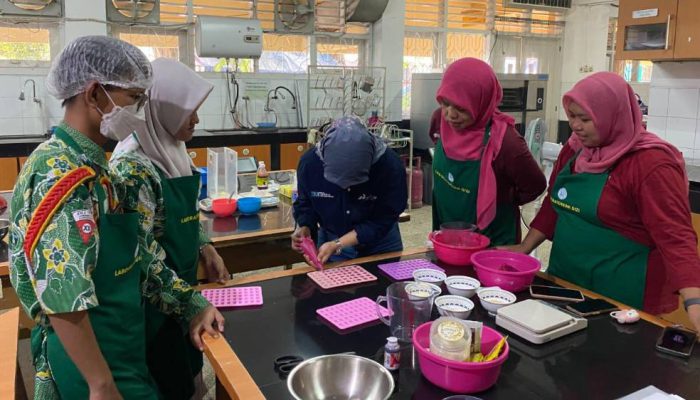 Gummy Protein dari Sisik Ikan, Inovasi Siswa SMA YPM Bersama Pertamina