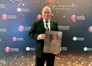 Dedikasi Teruji, JNE Kembali Raih Courier of The Year di Indonesia Logistics Awards 2025