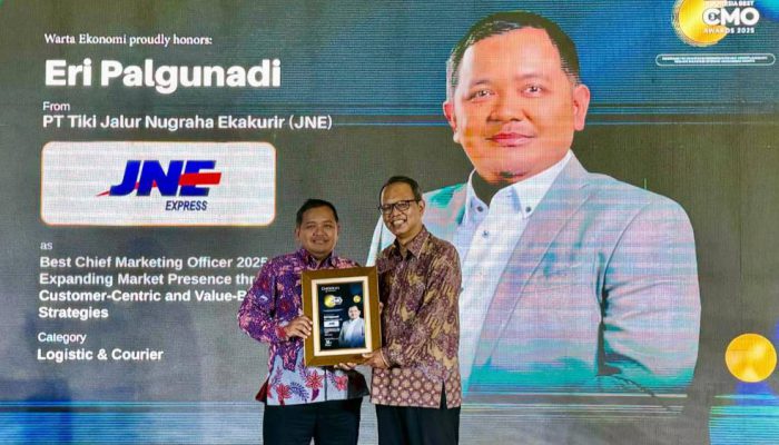 Penghargaan Best CMO 2025 Jadi Kado Spesial Jelang HUT JNE ke-35
