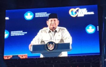 Di Hari Guru Nasional, Presiden Kenang Ketegasan Guru Masa Lalu