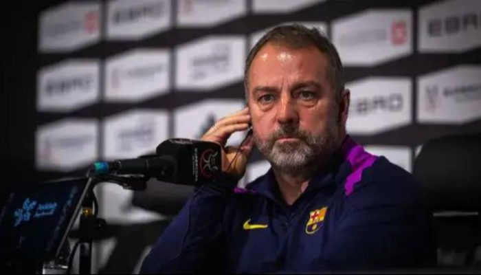 Flick Optimistis Barcelona Mampu Pertahankan Trofi Piala Super