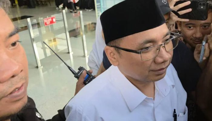 KPK Perpanjang Cekal Yaqut dan Gus Alex Terkait Dugaan Korupsi Kuota Haji 2023–2024