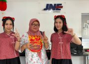 JNE Tebar Promo dan Kebahagiaan di Tahun Baru Imlek 2577