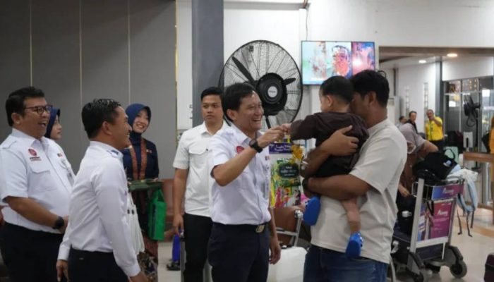 Dirut KAI Turun Langsung, Penjualan Tiket Jember-Surabaya Melonjak Tinggi