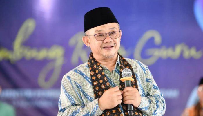 Mendikdasmen Tegaskan Pengawasan Ketat ASN di Tengah Kebijakan WFH Jumat