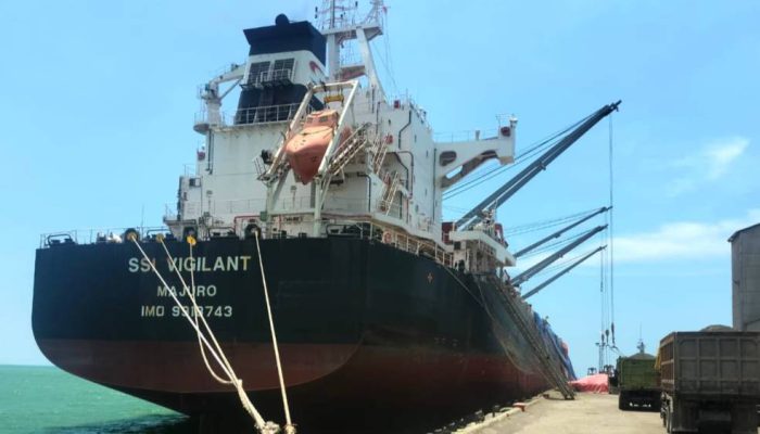 SIG Lakukan Ekspor Perdana 45 Ribu Ton Klinker ke Mauritania