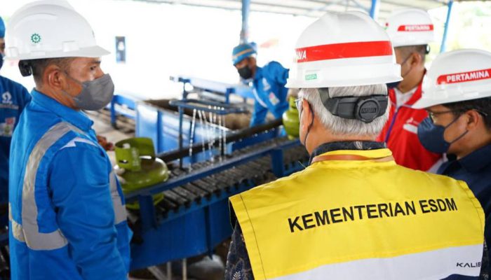 Tinjau Penyaluran LPG di Tuban, Pertamina dan Ditjen Migas Pastikan Tidak Ada Antrean Lagi