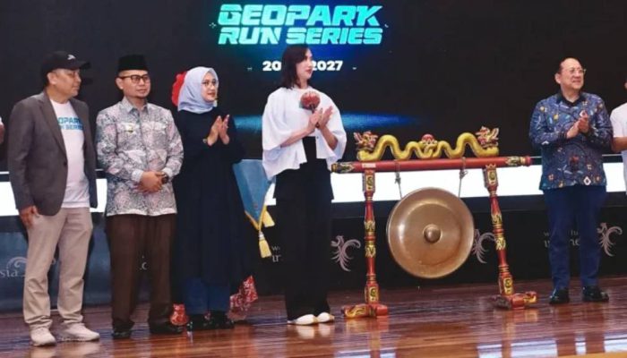 Dorong Sport Tourism, Kemenpar Luncurkan Geopark Run Series 2026/2027: Ijen Banyuwangi Jadi Lokasi Pembuka