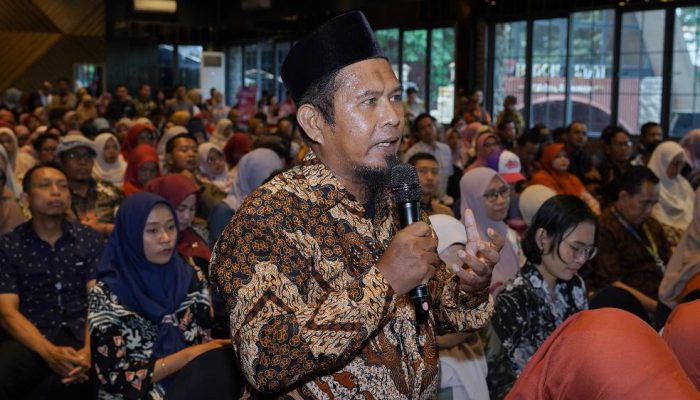 Telkomsel Hadirkan Roadshow “Terpujilah GURU” di Surabaya, Tingkatkan Kompetensi Digital Guru