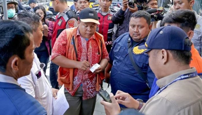 Digitalisasi Parkir Dipercepat, Dishub Surabaya Ganti 163 Jukir Tak Aktif