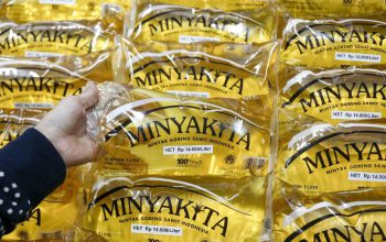 Mendag Pastikan HET MINYAKITA Rp15.700/Liter, Gandeng Bulog dan ID FOOD untuk Perkuat Distribusi