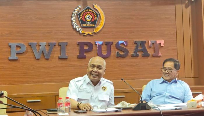 PWI Pusat Minta Hotman Paris Jaga Etika Komunikasi dengan Wartawan