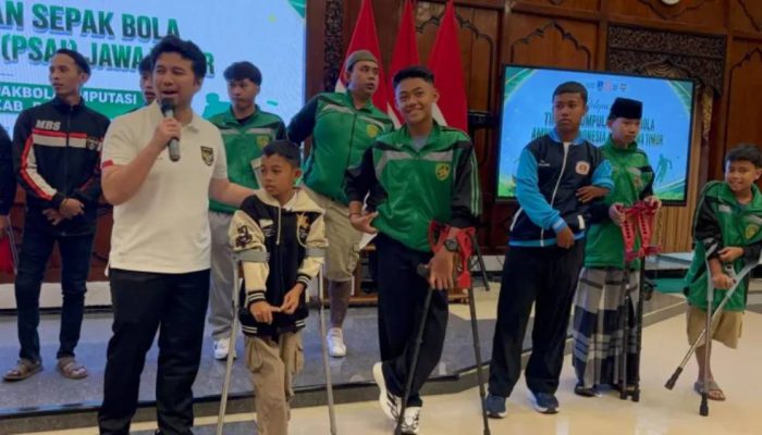 Emil Dardak Lepas Kontingen Sepak Bola Amputasi Jatim, Optimistis Raih Prestasi Nasional