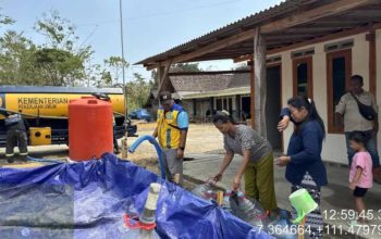 Atasi Kekeringan di Jateng dan Jatim, Pemerintah Salurkan 29.000 Liter Air Bersih dan Amankan Irigasi Pertanian
