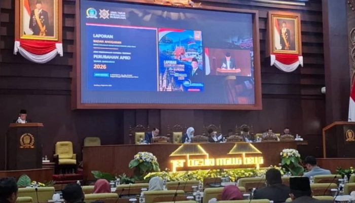 Perubahan APBD 2026 Disepakati, Banggar DPRD Jatim Dorong Optimalisasi Pendapatan Daerah