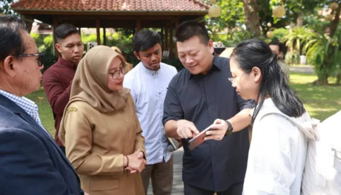 Investor Tiongkok Lirik Potensi Budidaya Tiram Berkelanjutan di Banyuwangi