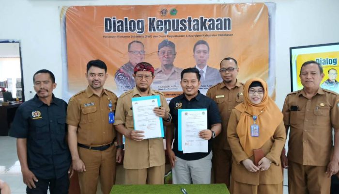 PWI Pamekasan dan Dinas Perpustakaan Teken MoU, Perkuat Gerakan Literasi di Era Digital