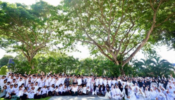 Ipuk Fiestiandani: Santri Harus Kuasai Teknologi Tanpa Tinggalkan Nilai Keislaman