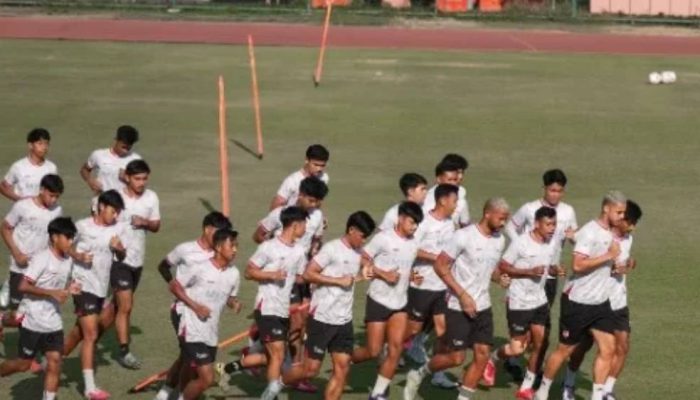 De Red FC Tantang Deltras FC di Gelora Delta, Aji Santoso Siapkan Strategi